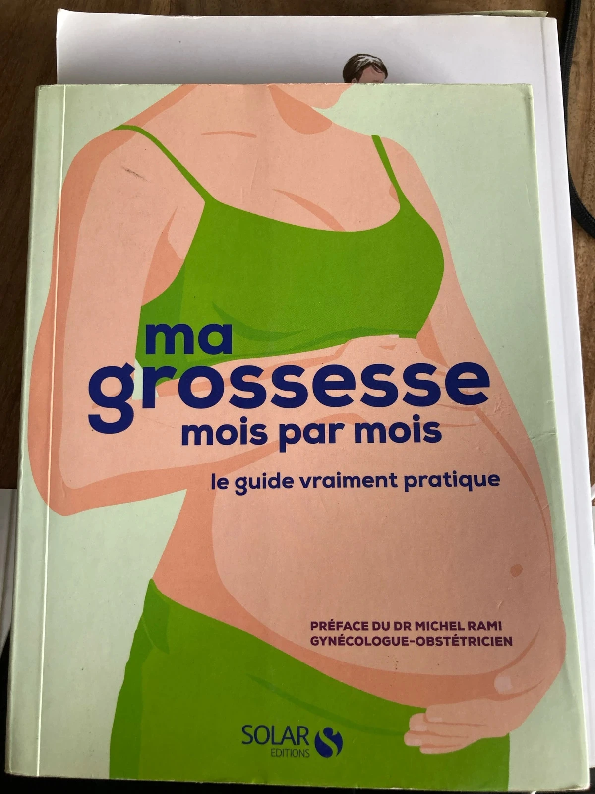 Livre « Ma grossesse mois par mois »
